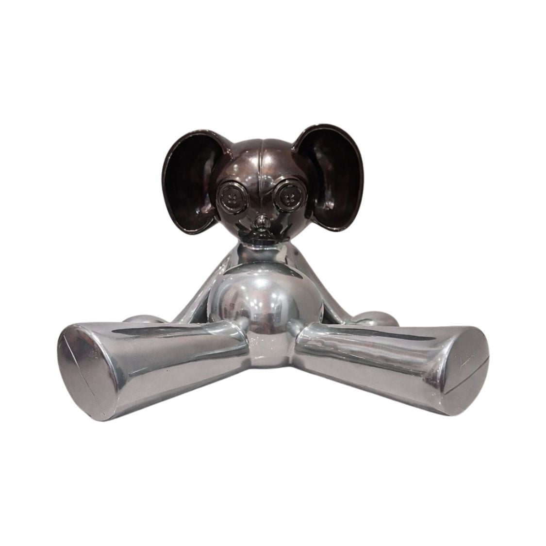 Soft Launch by Fringe – Gutinke Meine hand painted resin cast sculpture, The Naughty Collection, contemporary pop art